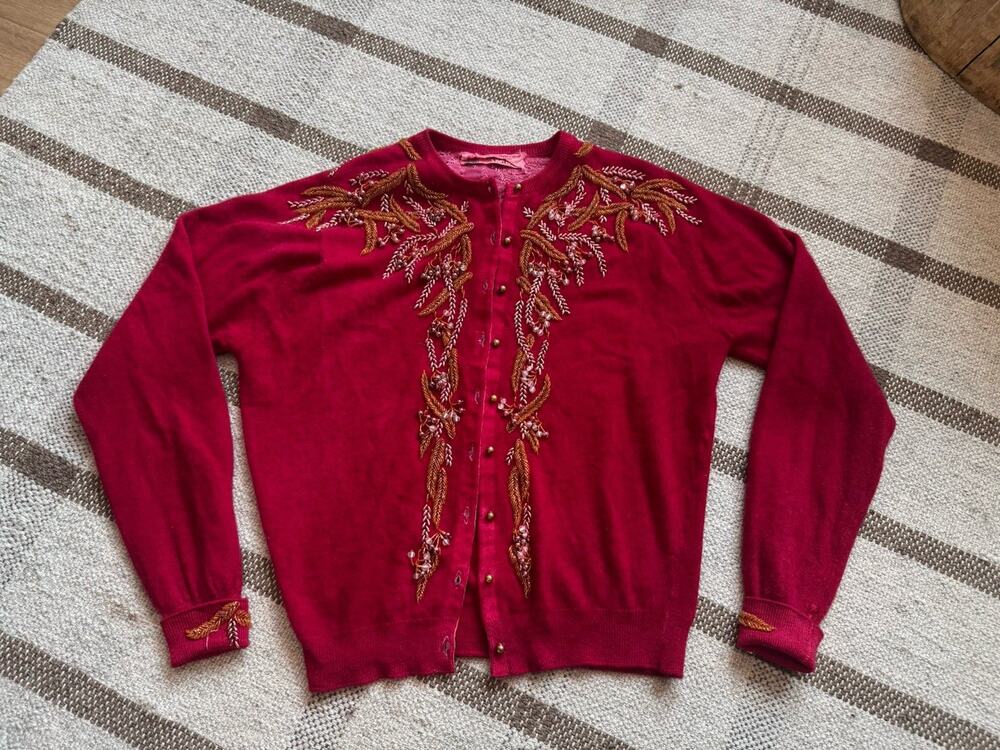 Vintage Pringle Of Scotland Cashmere Beaded Cardigan Women’s Medium Red Sweater